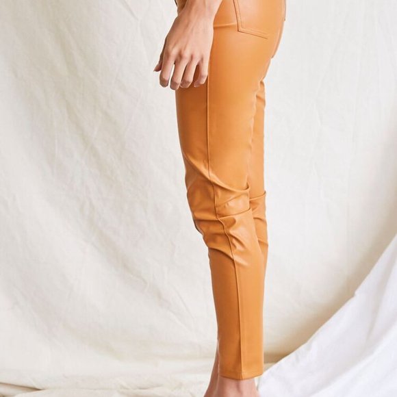 😎 🙌🌟Forever 21 Faux Leather Ankle Skinny Pants - Picture 6 of 9